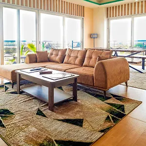Meublees Avenue Cheikh Anta Diop Bed & Breakfast